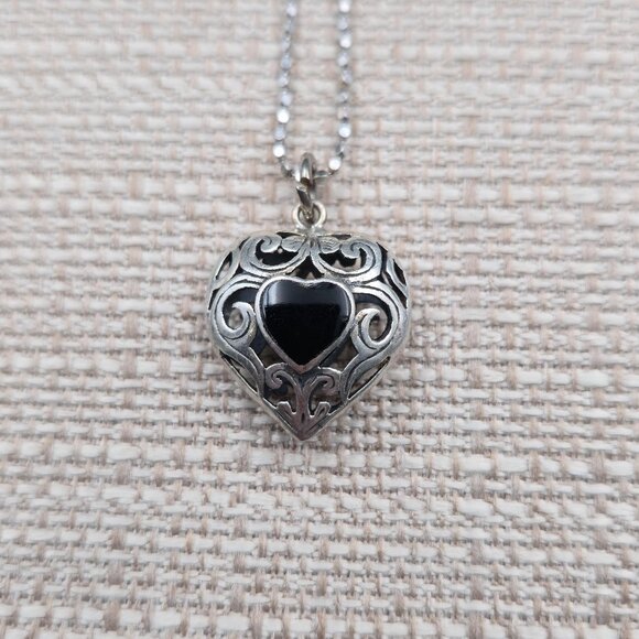 18 Inch Sterling Silver Onyx Heart Love Pendant Necklace A6368 - Picture 3 of 7